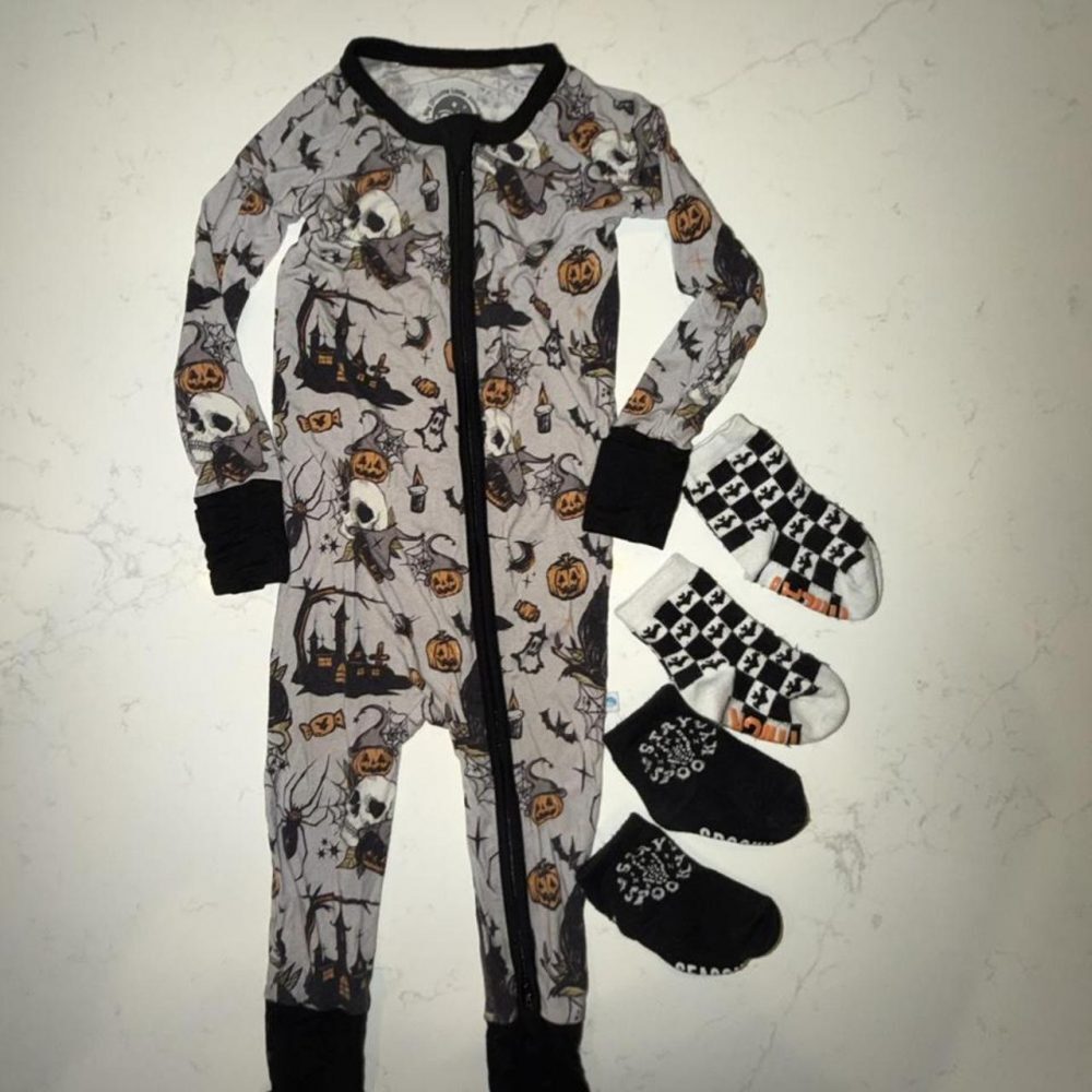 12-18m bamboo + socks Halloween bundle